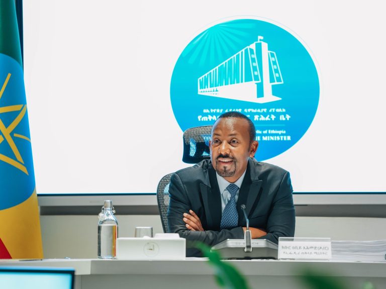 የሚኒስትሮች ምክር ቤት በዛሬው ዕለት ባካሄደው 55ኛ መደበኛ ስብሰባ በተለያዩ ጉዳዮች ላይ ተወያይቶ ውሳኔ አሳለፈ፡፡