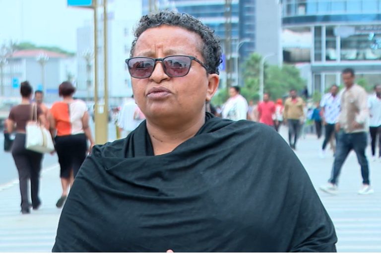 ለሰባተኛው ጠቅላላ ምርጫ በወሰድነው የምርጫ ካርድ ድምፅ ለመስጠት ተዘጋጅተናል - የመዲናዋ ነዋሪዎች