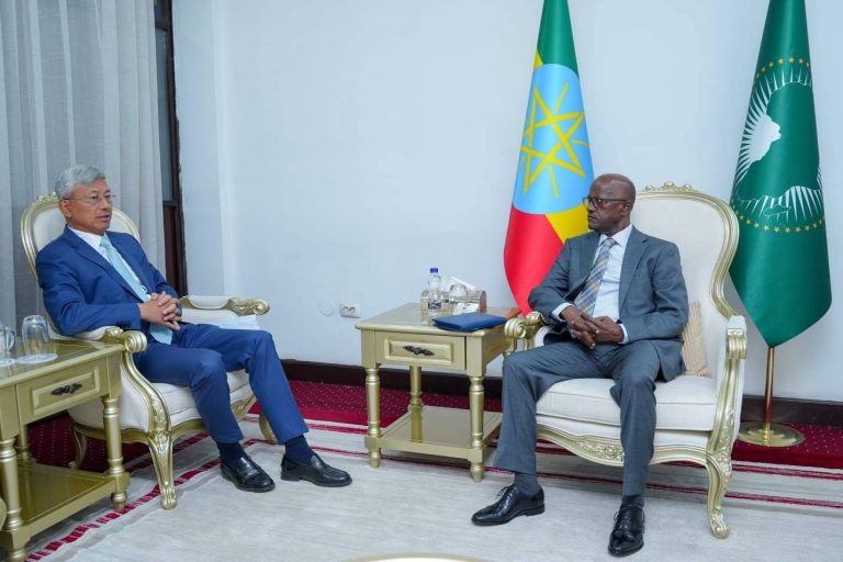 ኢትዮጵያ እና ቻይና ያላቸውን የሁለትዮሽ ትብብር ለማሳደግ ቁርጠኛ መሆናቸውን ገለጹ