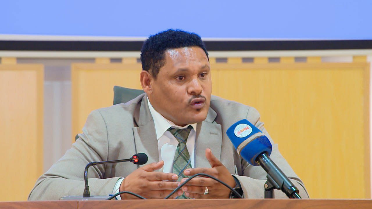 You are currently viewing አዲስ ሚዲያ ኔትዎርክ የህዝቡን አንገብጋቢ ጉዳዮች በመድረስ ረገድ ውጤታማ ስራ እየሰራ ነው-አቶ በላይ ደጀን