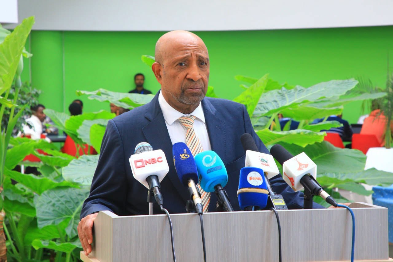 You are currently viewing በዘንድሮው ዓመት የ12ኛ ክፍል ተፈታኞች ከፍ ያለ ውጤት ያመጣሉ ተብሎ ይጠበቃል- ብርሃኑ ነጋ (ፕ/ር)