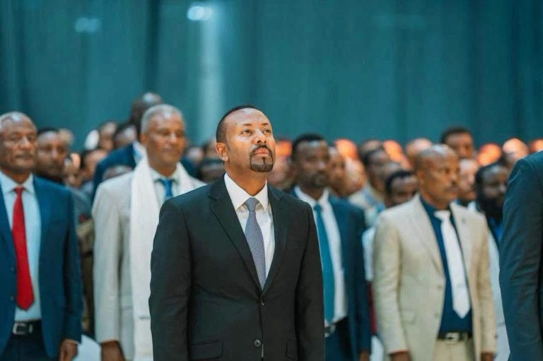 የኢትዮጵያን ብሔራዊ ፍላጎት አሳልፈን የምንሰጥ፣ በታሪክ ውስጥ እንክርዳድ ሆነን የምንታይ ዜጎች ላለመሆን እያንዳንዳችን ጥረት ማድረግ ይኖርብናል- ጠቅላይ ሚኒስትር ዐቢይ አሕመድ (ዶ/ር)