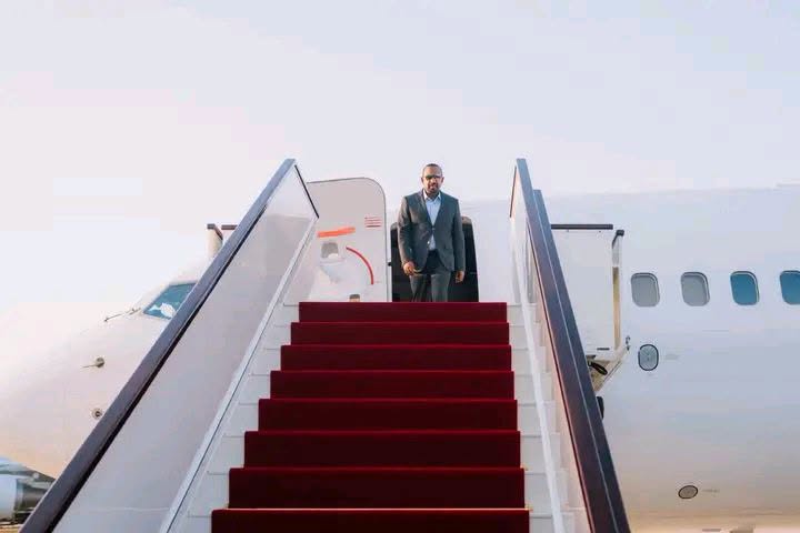 ጠቅላይ ሚኒስትር ዐቢይ አሕመድ(ዶ/ር) የቀድሞውን የኳታር አሚር ሕልፈትን ተከትሎ ሐዘናቸውን ለመግለጽ ወደ ኳታር አቀኑ