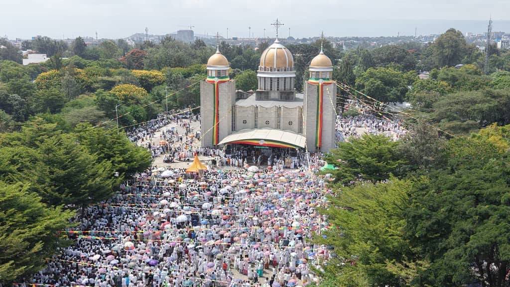 You are currently viewing የቅዱስ ገብርኤል ዓመታዊ የንግሥ በዓል በሐዋሳ እና በቁልቢ በድምቀት ተከበረ