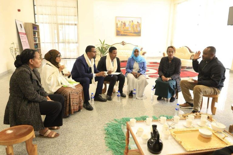 በ8 የአጀንዳ ርዕሰ ጉዳዮች ላይ ሲመካከሩ የቆዩት የአጀንዳ ቡድኖች መግባባት ላይ ደረሱ- ሀገራዊ ምክክር ኮሚሽን