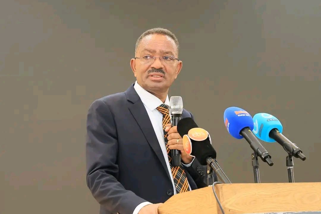 You are currently viewing በትምህርት የሚገነባው ትውልድ ሀገርን የሚገነባ እንዲሆን በስነ-ምግባር ላይ በትኩረት ሊሠራ ይገባል – ሌ/ጀነራል አስራት ዴኔሮ