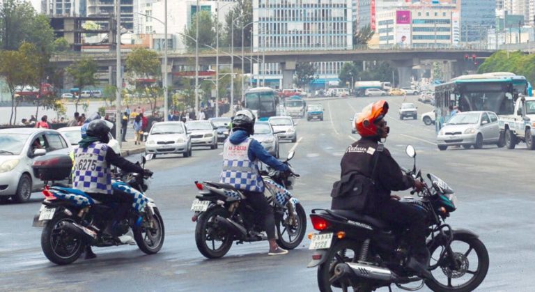 ሞተር ብስክሌት ማሽከርከር ላልተወሰነ ጊዜ ተከለከለ