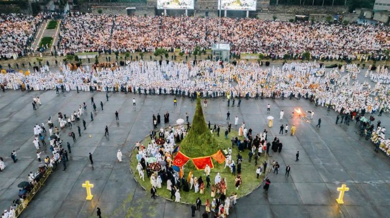 መስቀል በአብሮነት፤ በመተሳሰብ እና በፍቅር የሚከበር የአንድነት መገለጫ ነዉ