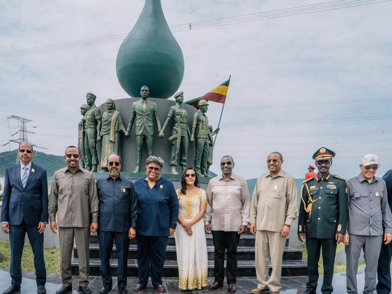ሀገር የሚያጸናና ትውልድን የሚያስቀጥል ጠንካራ ዴሞክራሲያዊ ተቋማትንና የልማት ፕሮጀክቶችን በመገንባት ላይ የምትገኘው - ኢትዮጵያ