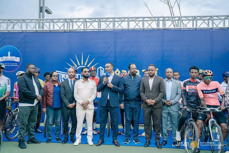 የማንሰራራት ቀንን ምክንያት በማድረግ የሳይክል እና የስኬት ፌስቲቫል እየተካሄደ ነዉ