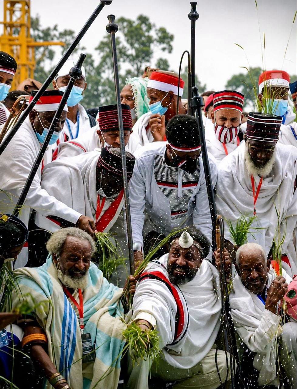 You are currently viewing የኢሬቻ ሆረ ፊንፊኔ በዓል በደመቀና እሴቱን በጠበቀ መንገድ መከበሩን የአዲስ አበባ የተቀናጀ የጸጥታ ግብረ ኃይል አስታወቀ