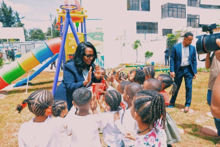 የአዲስ አበባ የሰው ተኮር ልማት እውነታ፣ ከተማሪዎች ምገባ እስከ አህጉራዊ የቀዳማይ ልጅነት አርአያነት