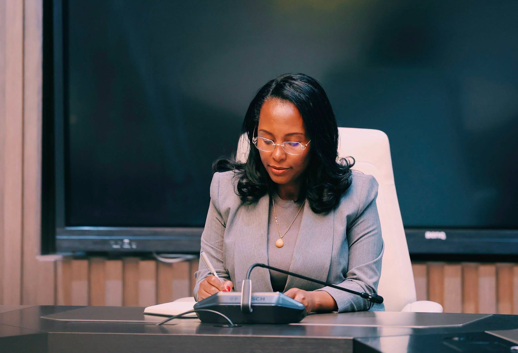 You are currently viewing ምክንያታዊ ያልሆነ የዋጋ ጭማሪን ለመቆጣጠር ከባለድርሻ አካላት ጋር ተወያይተናል – ከንቲባ አዳነች አቤቤ
