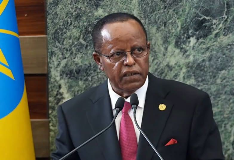 የምክር ቤቱ አባላት ቀዳሚ ትኩረት መልካም አስተዳደርን የሚያዘምን ፤ የሃገሪቱን ኢኮኖሚ ይበልጥ ከፍ የሚያደርግ፤ የኑሮ ዉድነትን የሚገራ እና ሰላምና ደህንነት የሚያጸና መሆን ይገባዋል፡፡ - ፕሬዝዳንት ታዬ አጽቀስላሴ